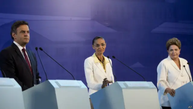 Aécio Neves, Dilma Rousseff e Marina Silva no debate da CNBB / Crédito: AP