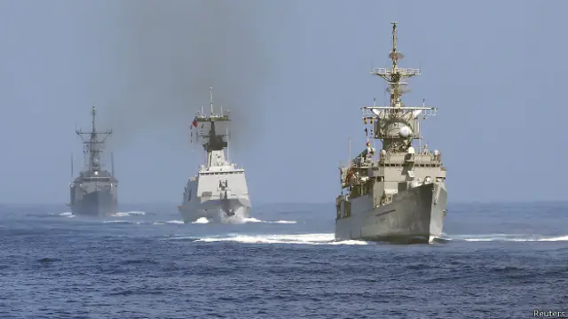 台湾军方出动的兵力包括了海军的美制的基德舰与法制的拉法叶舰等各式舰艇