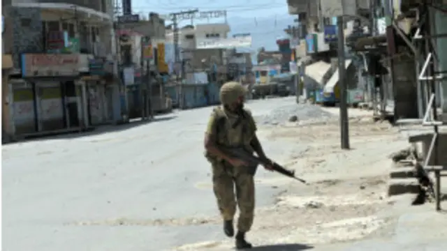 د روان کال په لومړیو نهو میاشتو کې تر اوسه د سولې د کمېټې ۲۰ غړي وژل شوې دي.