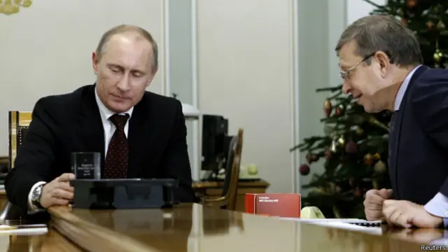 Владимир Евтушенков не был замечен в критике своего тезки - российского президента