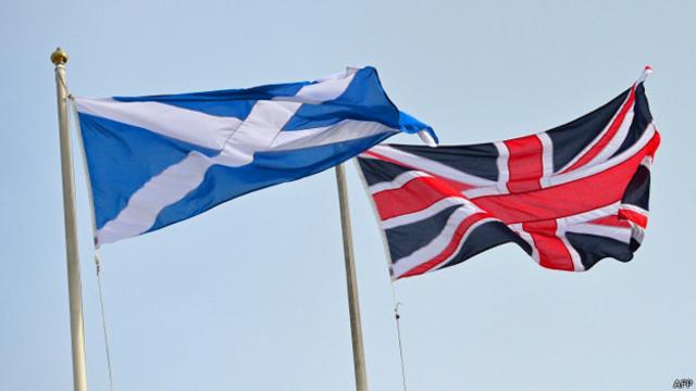 banderas de escocia y gran bretaña