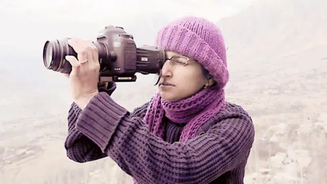 فلم کی ڈائریکٹر عافیہ نیتھنینل فلم کی شوٹنگ کے دوران