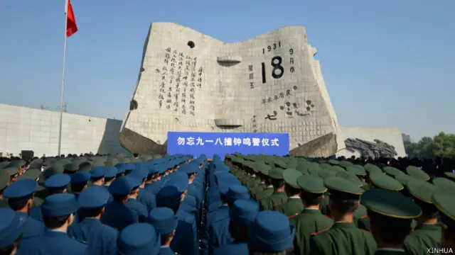 沈阳“勿忘九一八”撞钟鸣警仪式现场(新华社图片18/9/2014)
