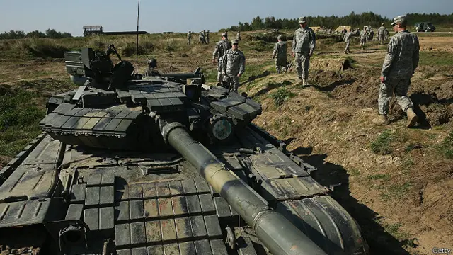 Украинский танк и американские инструкторы