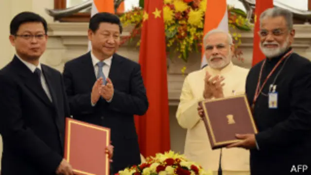 သဘောတူညီချက် ၁၂ ခုကို လက်မှတ်ထိုးခဲ့