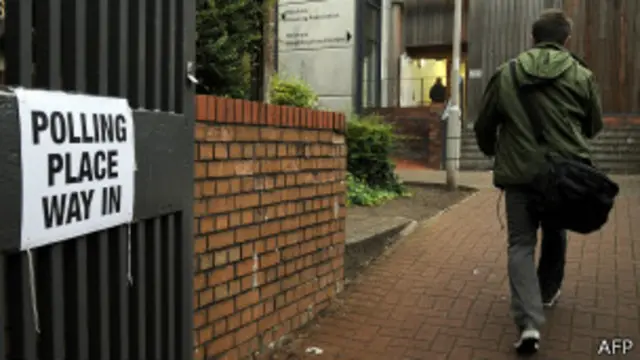 မနက် ၇ နာရီကနေ ည ၁၀ နာရီအထိ မဲရုံတွေ ဖွင့်ထား