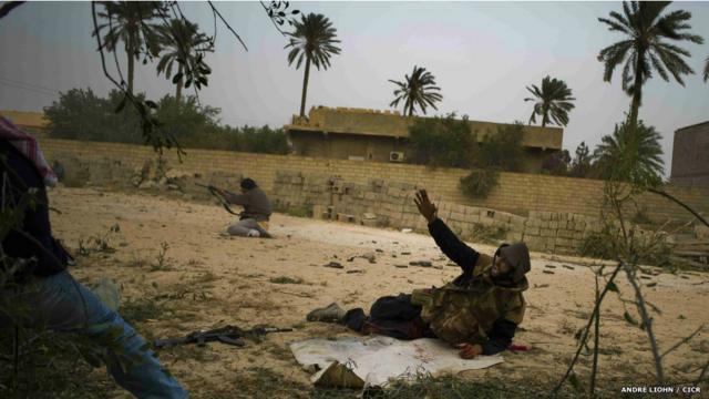 cCombatiente herido en Misrata, al noroeste de Libia (Crédito: André Liohn/CICR)