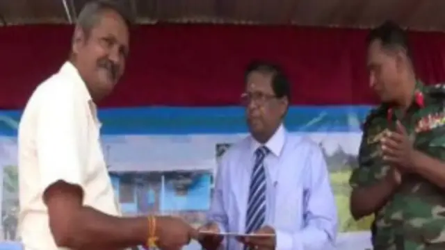 இலங்கை ராணுவத்திடமிருந்து நிலத்தை மீளப்பெறும் உரிமையாளர்