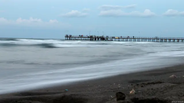 Ali İhsan Mimtaş, Urla'da sonbaharla birlikte gelen bağ bozumunun son günlerinden bir kareyi paylaşıyor. 