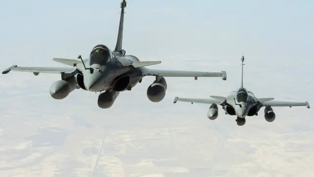 لم يتسن الحصول على تعليق من مسؤولين اردنيين حول نشر طائرات فرنسية بها.