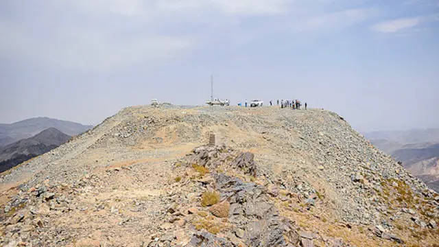 محل احداث رصدخانه بر روی قله گرکش کاشان