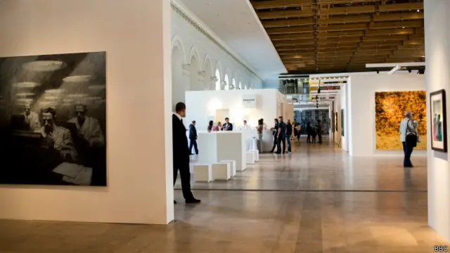 Международная ярмарка современного искусства Cosmoscow