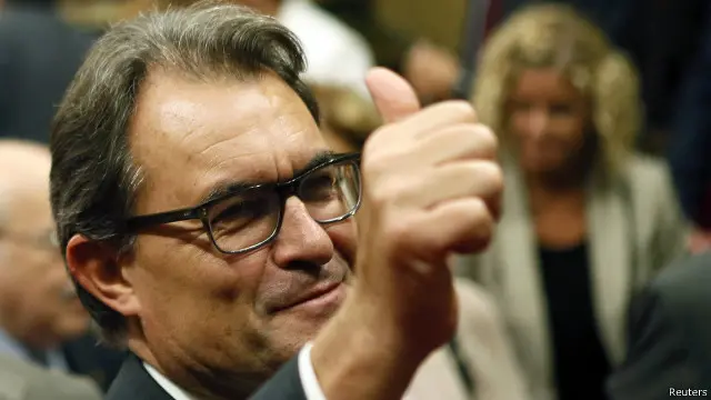 গণভোটের সিদ্ধান্তের পর আঞ্চলিক প্রেসিডেন্ট আর্থার ম্যাস 