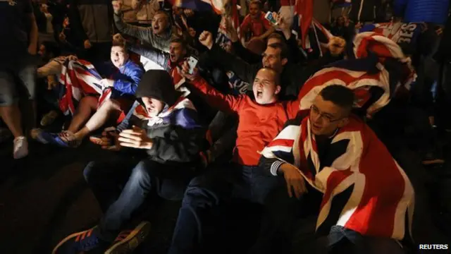 Grupos pró-Reino Unido / Crédito: Reuters