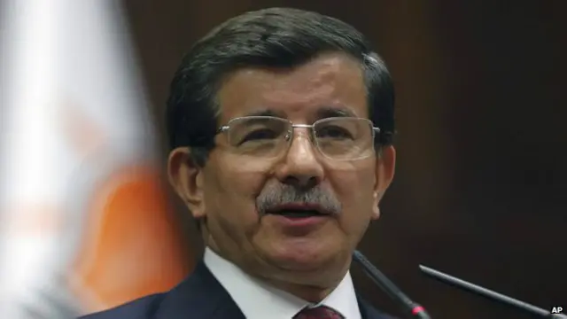Ahmet Davutoglu mempersingkat kunjungan untuk temui para sandera
