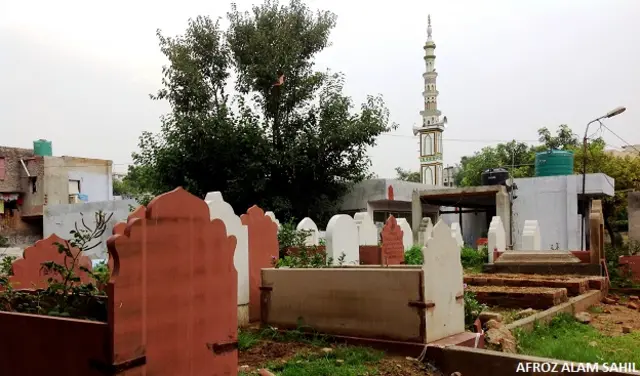 दिल्ली के कब्रिस्तान