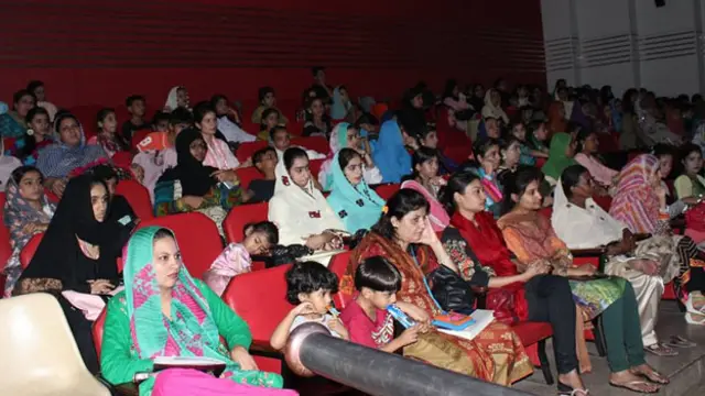 فلم فیسٹیول کے چاروں دن تمام فلموں کے لیے ہال پوری طرح بھرا رہا، جب کہ فلم بینوں میں نوجوانوں کی تعداد زیادہ تھی