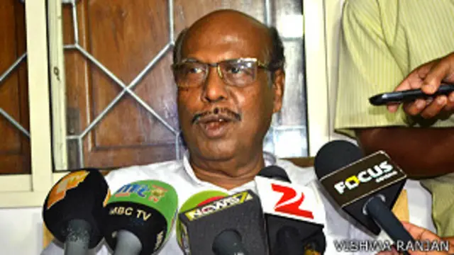 प्रफुल्ल घड़ाई को पार्टी से निकाल दिया गया.