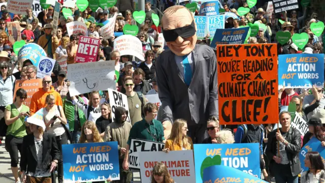 Boneka PM Australia, Tony Abbott