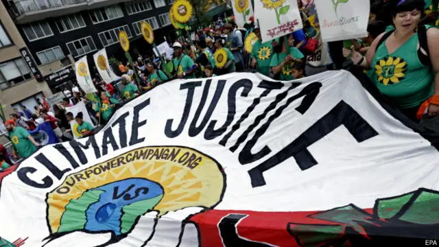 Manifestação por ação contra mudanças climáticas em Nova York | Foto: EPA