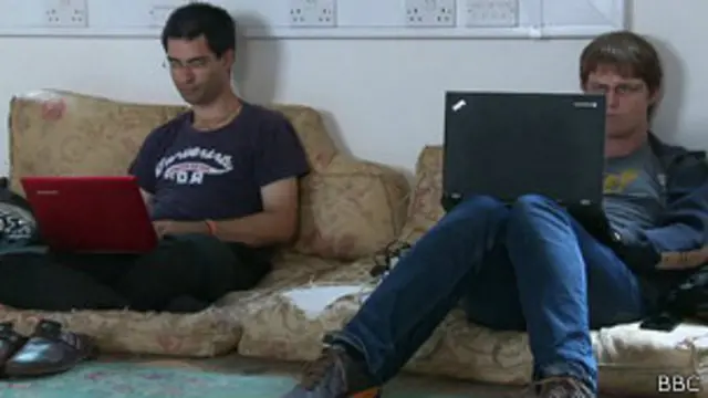 Miembros del equipo de la billetera clandestina