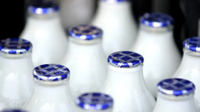 दूध की बोतल