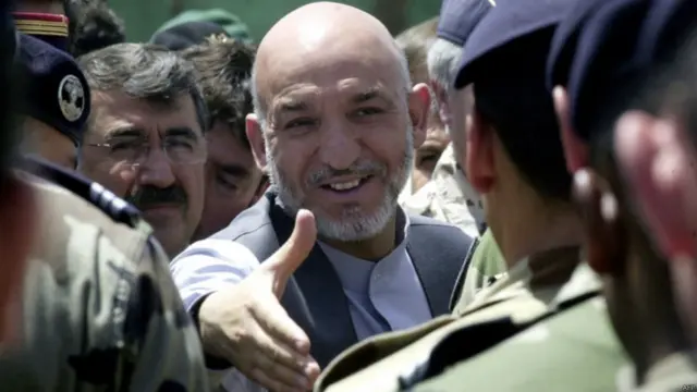 Ҳомид Карзай Афғонистоннинг турли вилоятларига турфа режалар билан сафар қилди. Карзай жаноблари 300 мингдан ортиқ аскари бўлган афғон хавфсизлик кучларини учрашаркан, уларни кучли ва жасур дея олқишлаганди. 