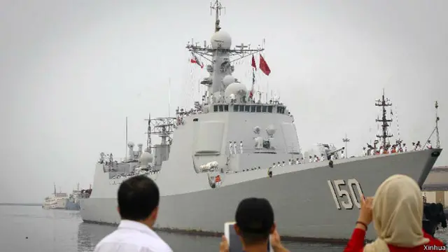 中國海軍第17批亞丁灣護航編隊上周六（20日）停靠伊朗南部阿巴斯港，開始對伊朗進行為期5天的友好訪問。