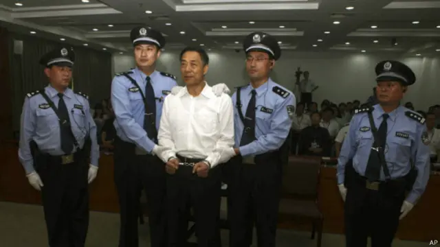 2013年9月22日，薄熙來被濟南市中級人民法院一審判處無期徒刑