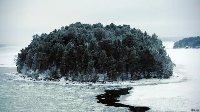 Uno de los gélidos islotes en el archipiélago de Estocolmo