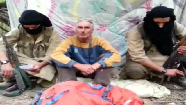 法國旅遊者古荷戴爾（Herve Gourdel）周日被阿爾及利亞的激進組織劫持