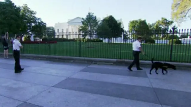 واقعے کے بعد وائٹ ہاؤس کی حفاظت پر مامور ایجنسی نے اپنے تمام طریقہ کار کا جائزہ لیا گیا ہے