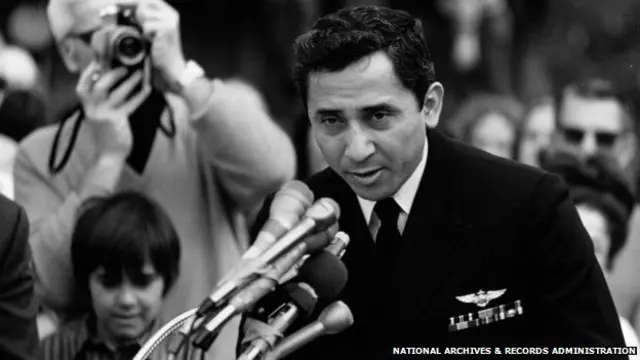 Everett Alvarez de regreso a EE.UU.