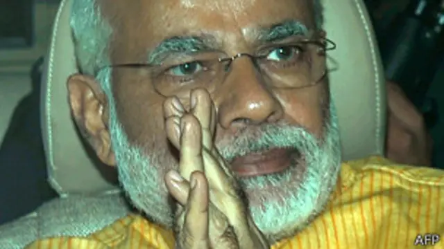 नरेंद्र मोदी