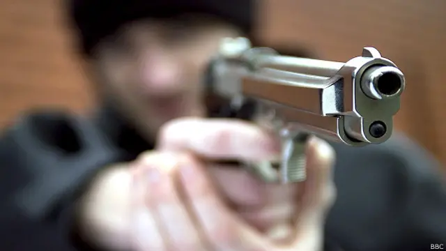 Человек с пистолетом