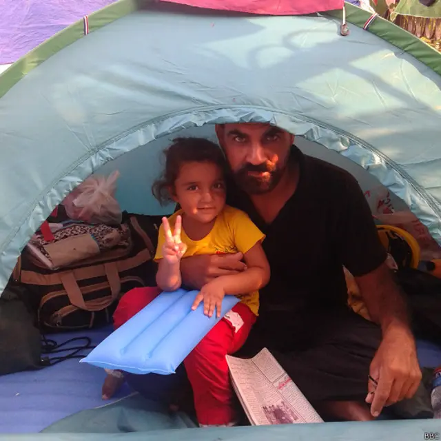 وقت گزرنے کے ساتھ خیمے زیادہ آرام دہ اور خوبصورت ہوتے جا رہے ہیں۔