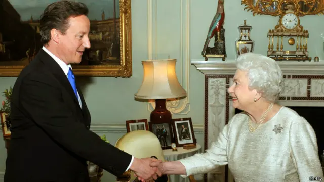 Елизавета II и Дэвид Кэмерон