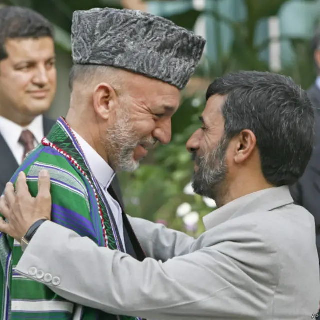 در حاشیه اجلاسی در شهر دوشنبه تاجیکستان آقای کرزی در ژوئیه ۲۰۰۶ با محمود احمدی‌ نژاد رئیس جمهوری قبلی ایران دیدار کرد. آقای کرزی در تعادل به برقراری روابط با غرب و کشورهای همسایه به ویژه ایران محتاط بود.