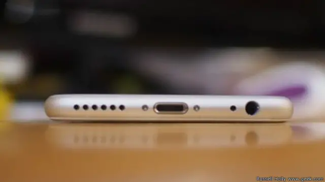 Iphone 6 ligeramente deformado