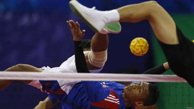 sepak takraw