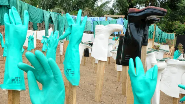 Спецодежда сушится после санитарной обработки