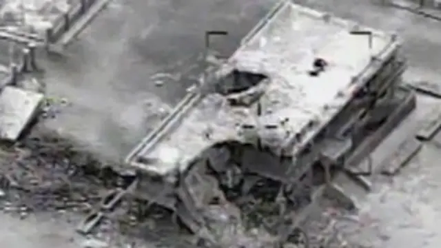 आईएस ठिकाने पर अमरीकी हवाई हमले की तस्वीर