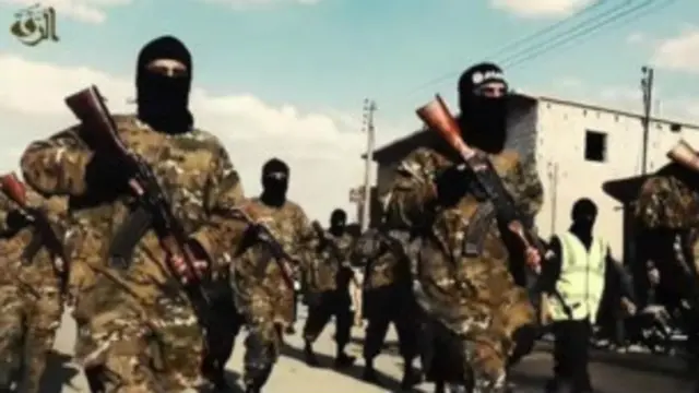 داعش در رقه