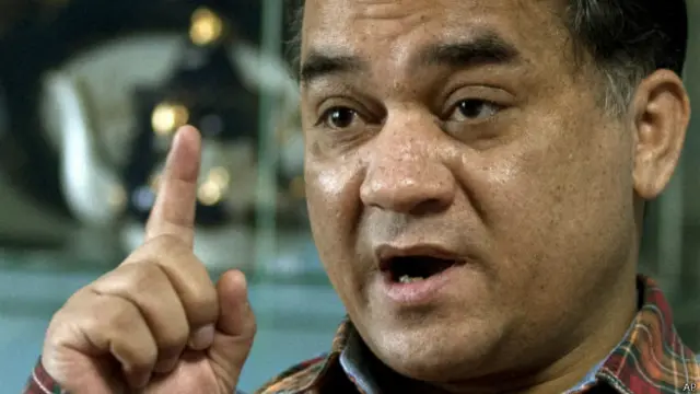 伊力哈木（04/02/2013）