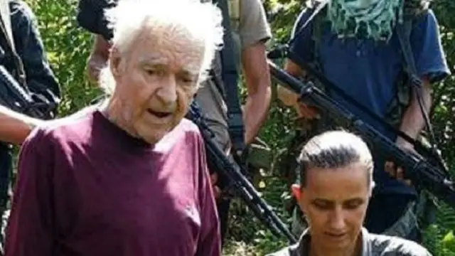 Abu Sayyaf telah menyandera ratusan orang, sebagian besar orang Filipina dan warga kulit putih.