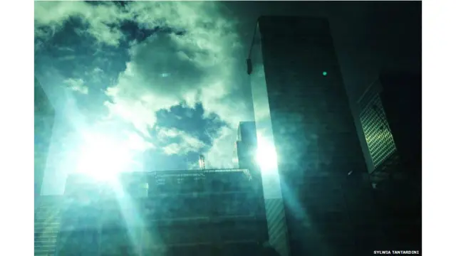 Світло, фото читачів ВВС