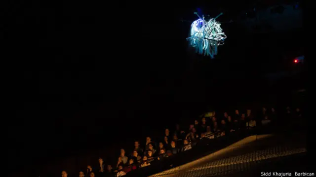 публика в зале