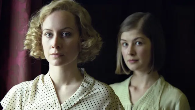 2001年BBC将《冬季之恋》改编拍成了电视剧