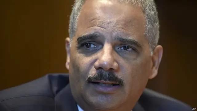 دادستان کل آمریکا میگوید شواهدی علیه افسر پلیس فرگوسن پیدا نکرده است