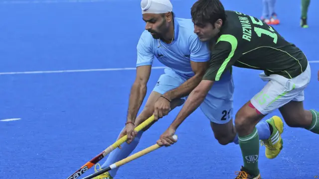 پاکستان کی ٹیم اپنے پول میں تینوں میچ جیت کر سرفہرست ہے اور اس سے قبل وہ چین اور سری لنکا کی ٹیموں کو بھی ہرا چکی ہے۔